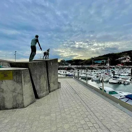 Utsa Eski -piso Con Encanto En 1ª Linea De Puerto.