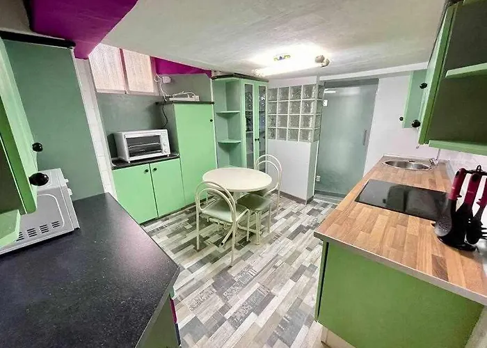 Utsa Eski -piso Con Encanto En 1ª Linea De Puerto. *