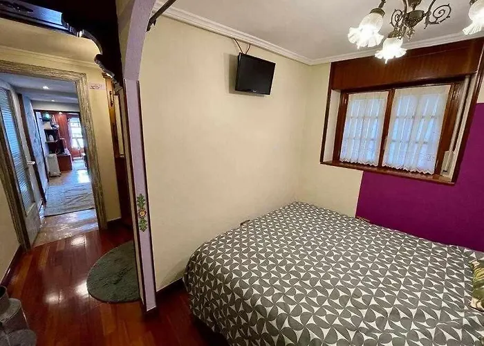 Utsa Eski -piso Con Encanto En 1ª Linea De Puerto.